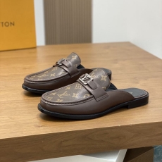 Louis Vuitton Slippers